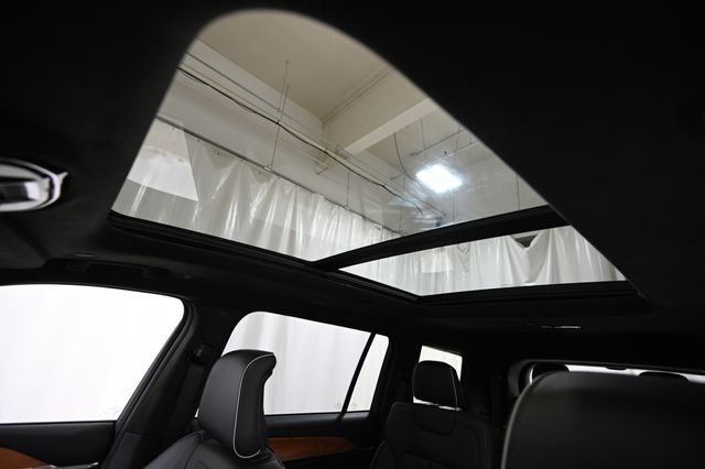 Used 2024 Gray Jeep Summit image 26