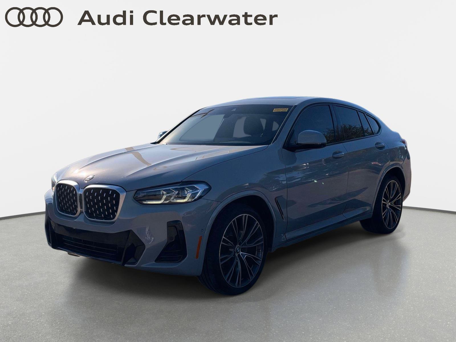 2022 BMW X4