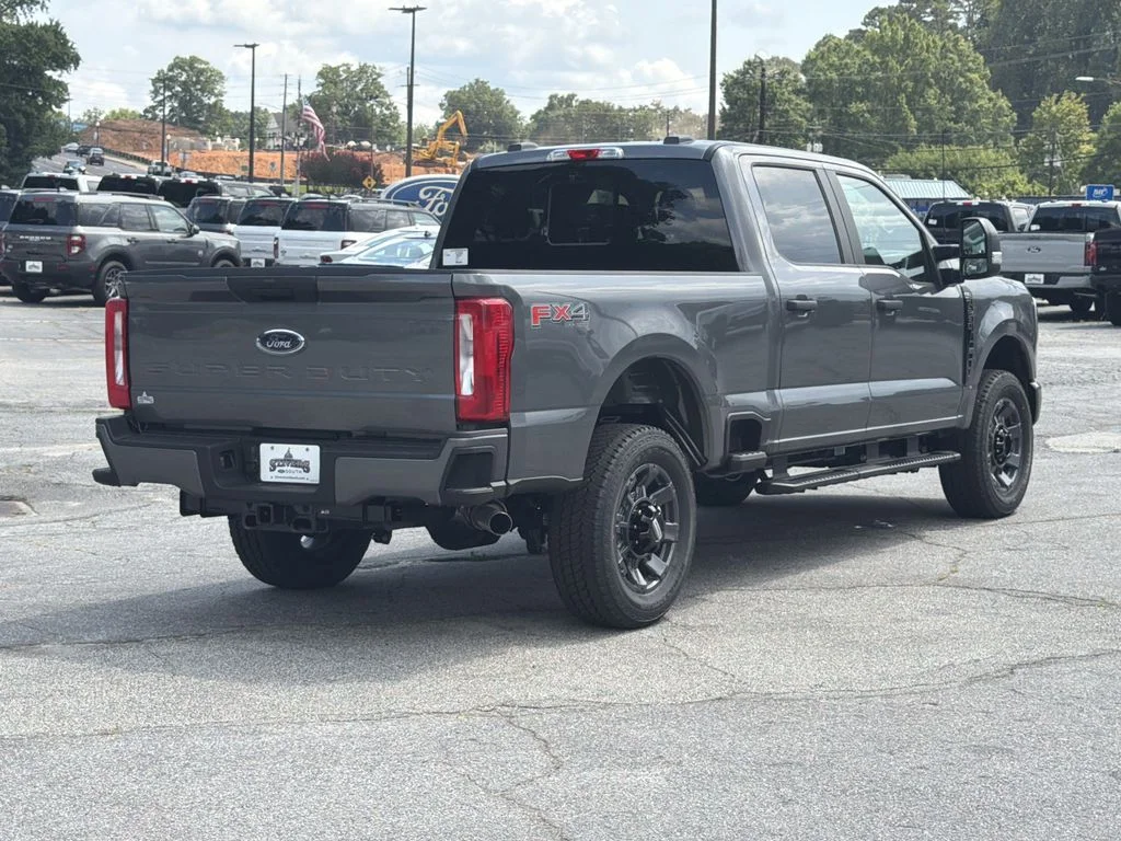 New 2026 Gray Ford XL image 7