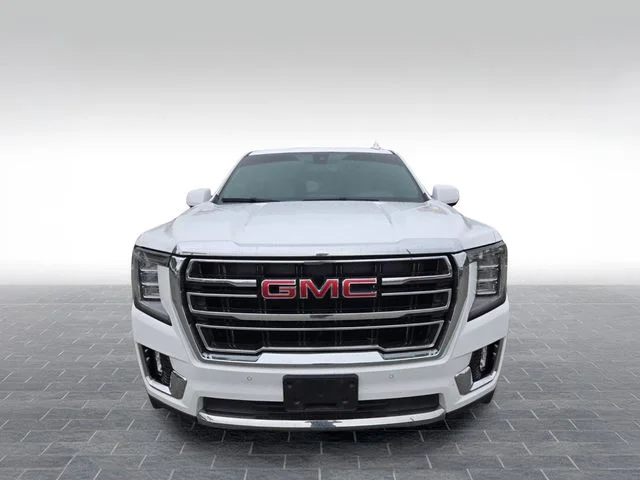 Used 2022 White GMC SLT image 2