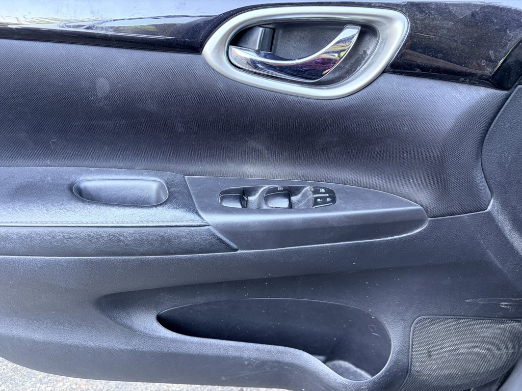 Used 2018 Gun Metallic Nissan SV image 9
