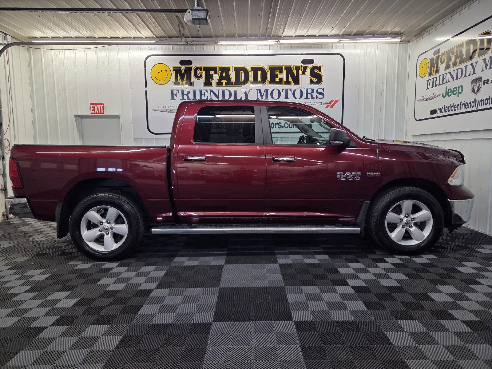 2017 RAM 1500 SLT Crew Cab 4x4 5'7" Box's photo