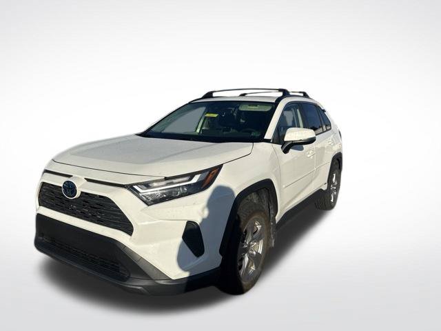 Used 2022 White Toyota XLE image 1