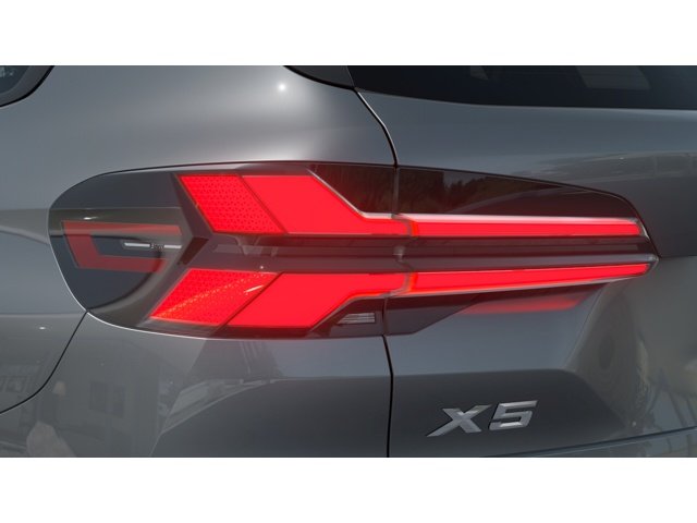 New 2026 Skyscraper Grey Metallic BMW xDrive40i image 8