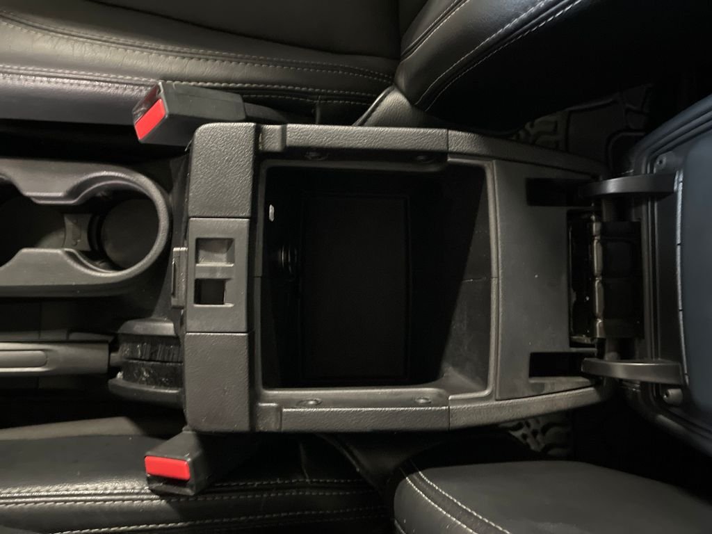Used 2015 Silver Jeep Unlimited Rubicon image 26