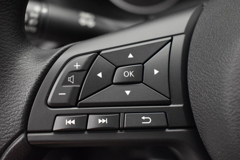 2025 Nissan Sentra S - Photo 17