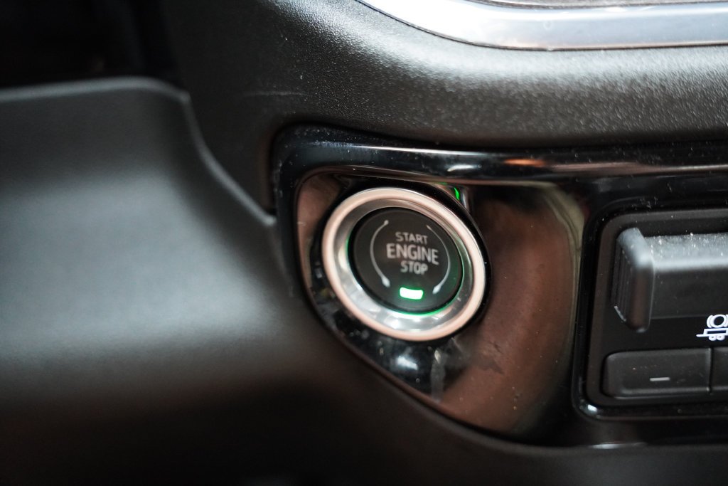2024 Chevrolet Silverado 1500 LTZ - Photo 32