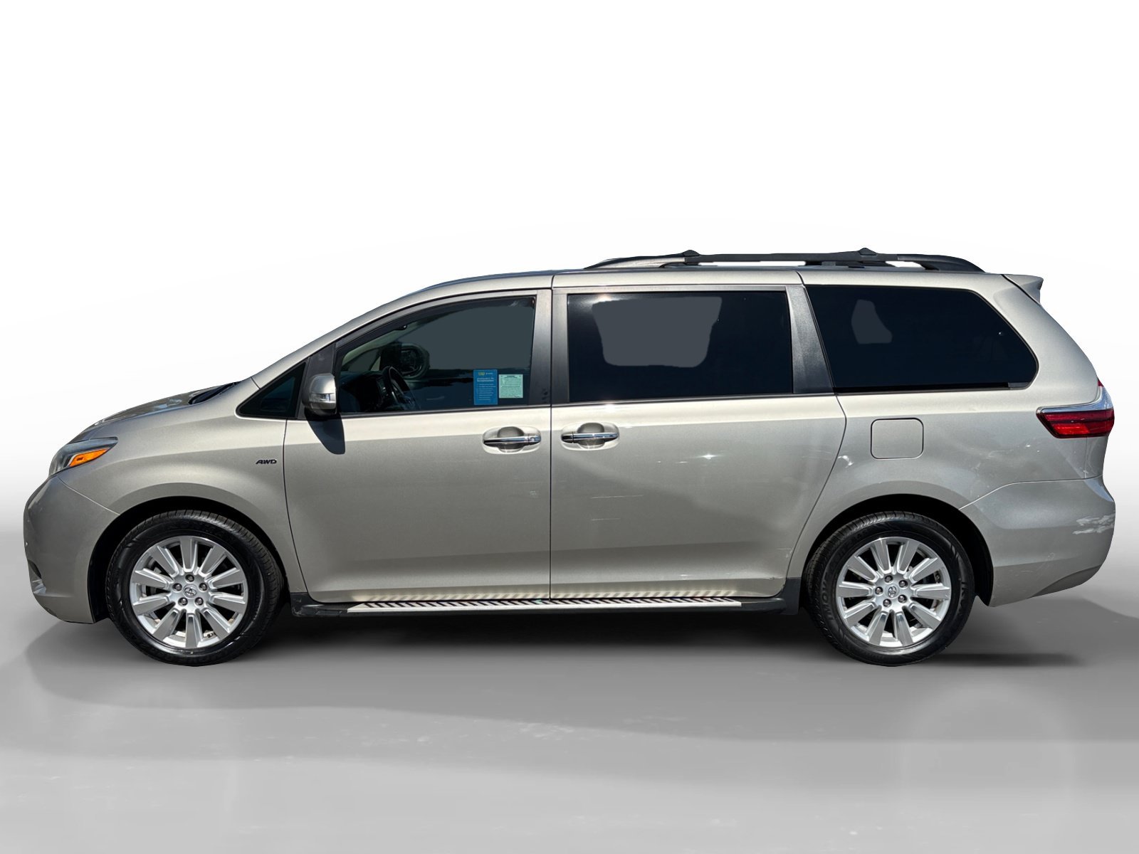 Used 2017 Creme Brulee Toyota Limited Premium image 2