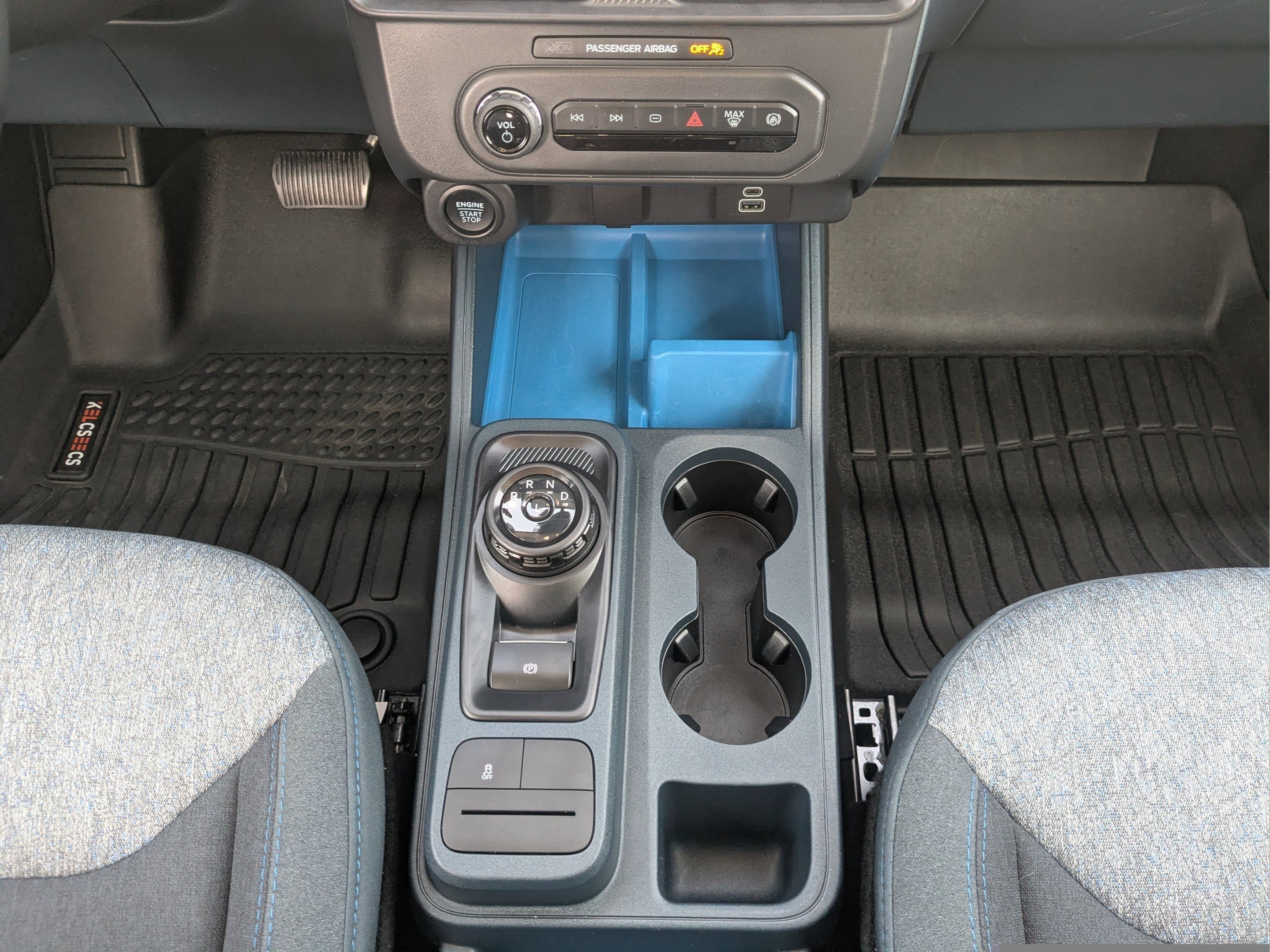 2025 Ford Maverick XLT - Photo 17