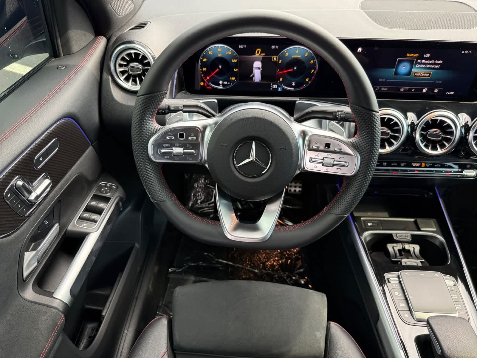 Certified Used 2022 Digital White Metallic Mercedes-Benz GLB 250 image 14