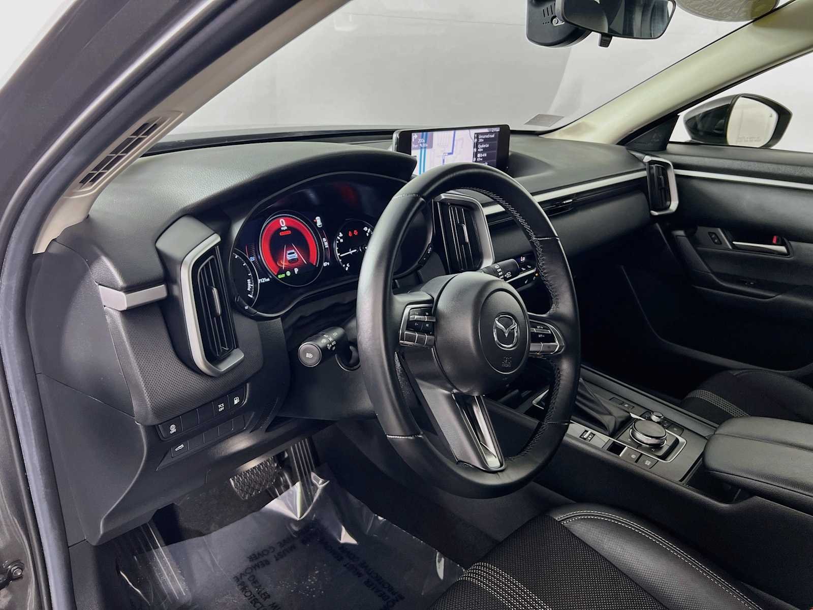 Used 2025 Machine Gray Metallic Mazda Preferred Package image 9