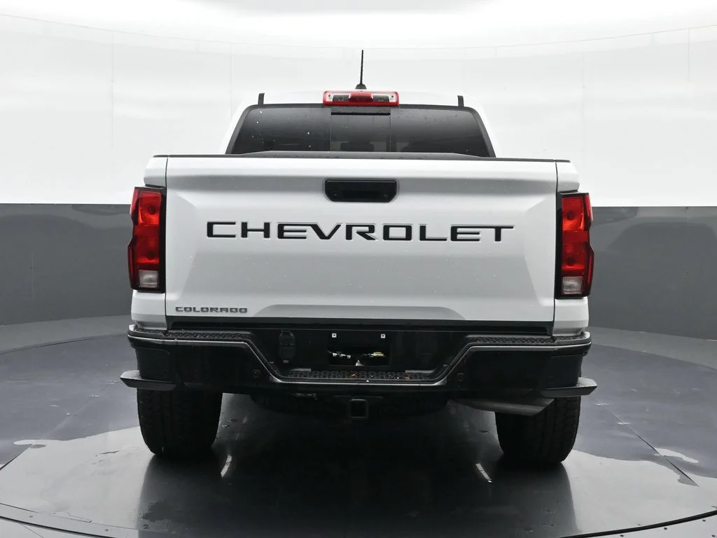 Used 2025 White Chevrolet Trail Boss image 7