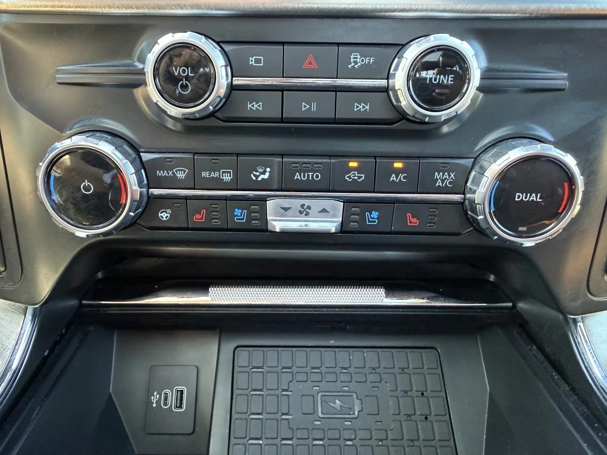 Used 2025 Black Ford King Ranch image 26