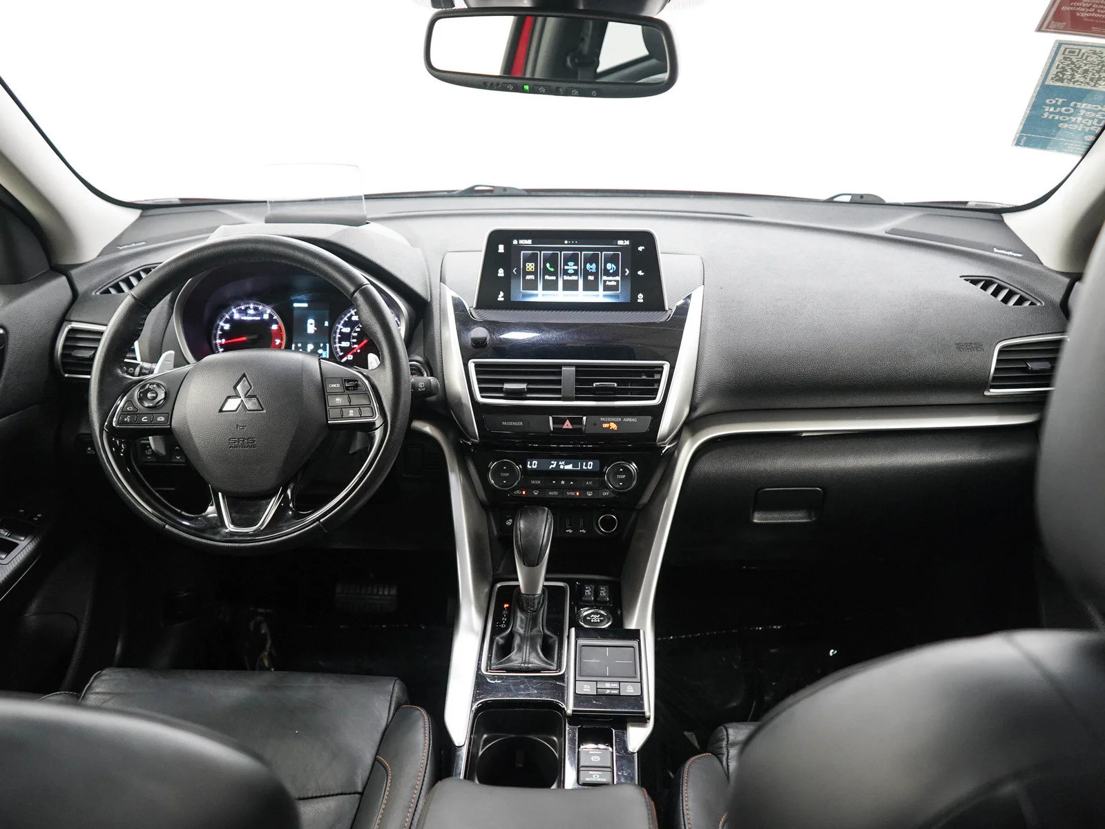Used 2018 Red Mitsubishi SEL image 13