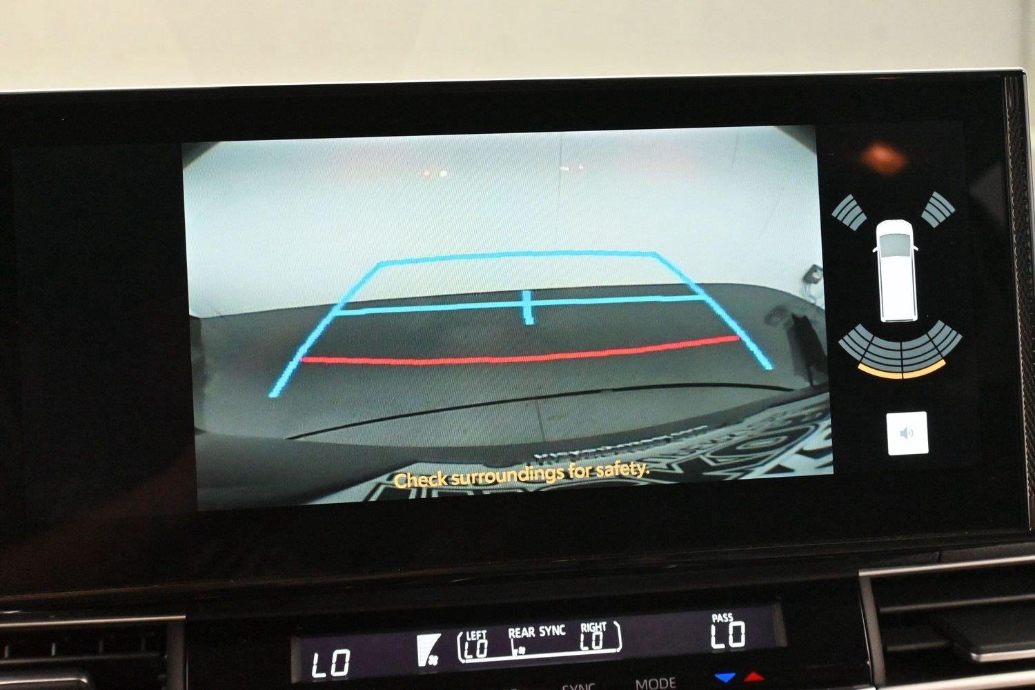 Used 2025 Cypress Toyota XLE 8-Passenger image 22