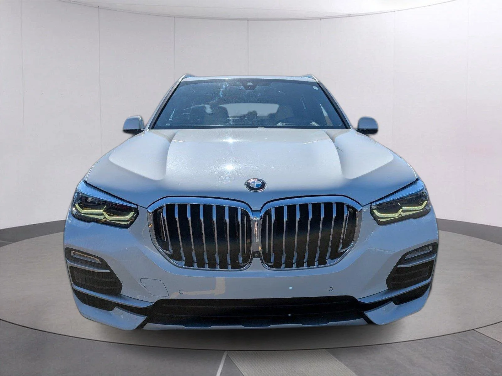 Used 2021 Mineral White Metallic BMW sDrive40i image 10