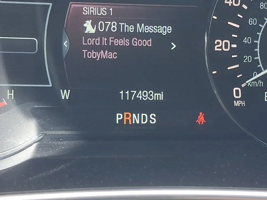 Used 2016  Lincoln Reserve image 34