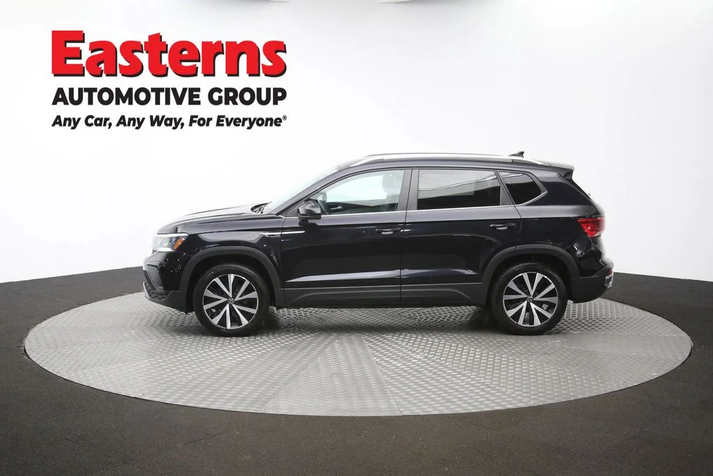 Used 2022 Black Volkswagen 1.5T SE image 56