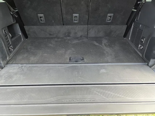 New 2026 Glacier Gray Metallic Tri-Coat Ford Tremor® image 42