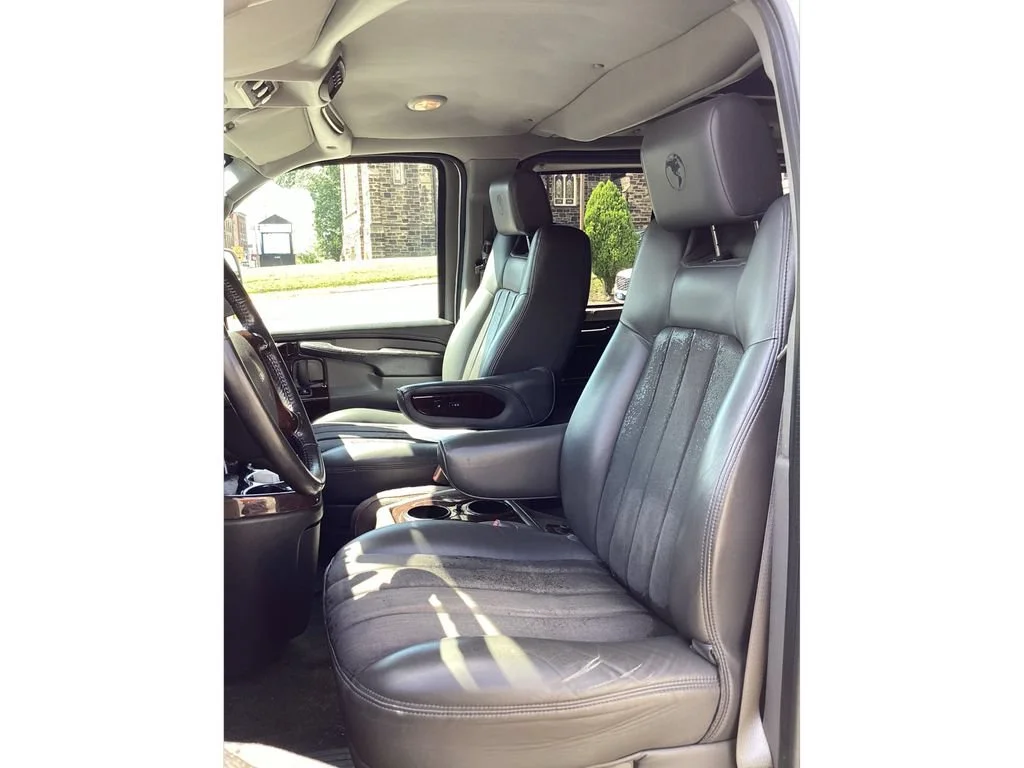 Used 2013 PURE SILVER METALLIC GMC Upfitter image 9