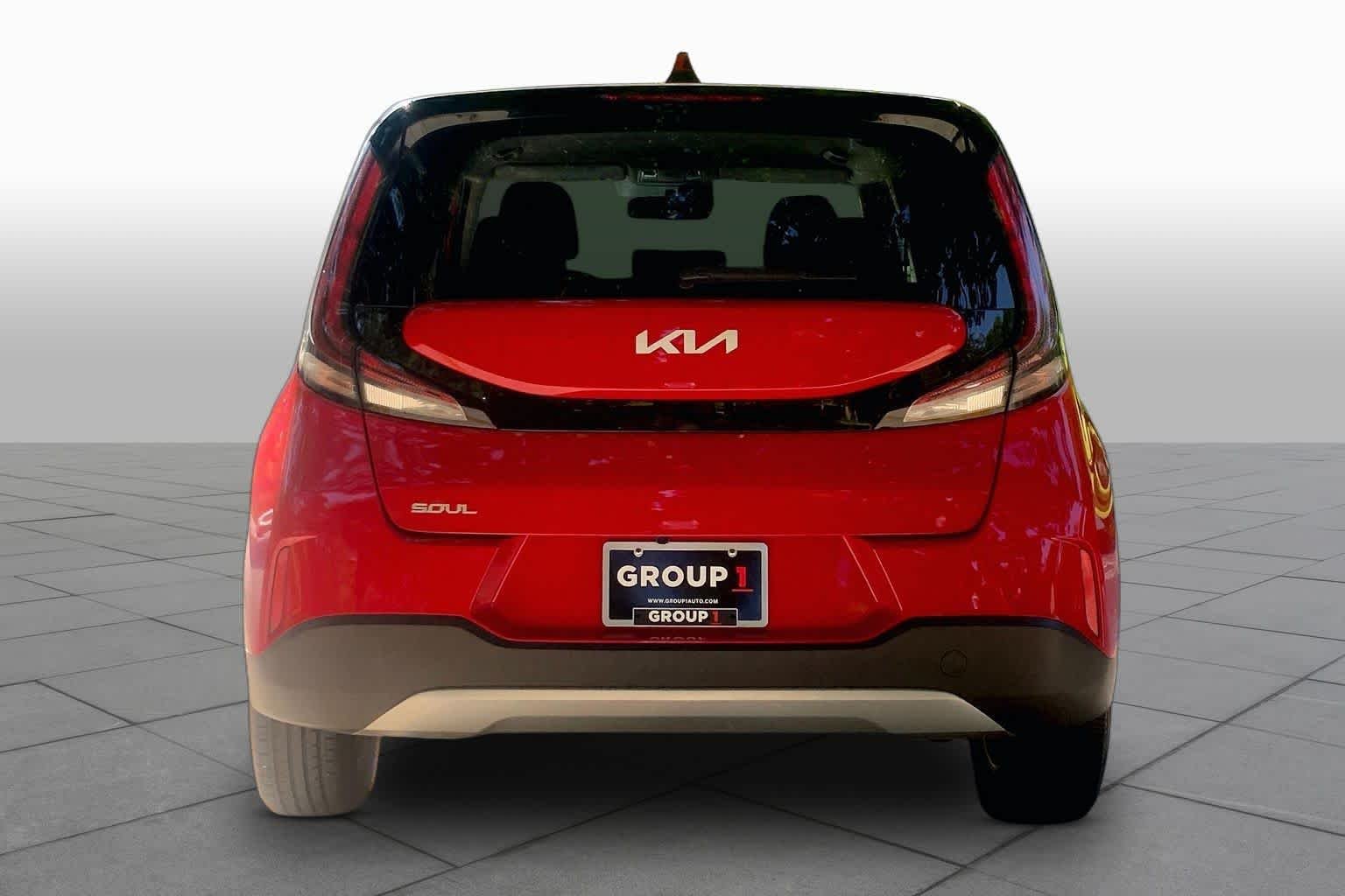Pre-Owned 2024 Kia Soul LX