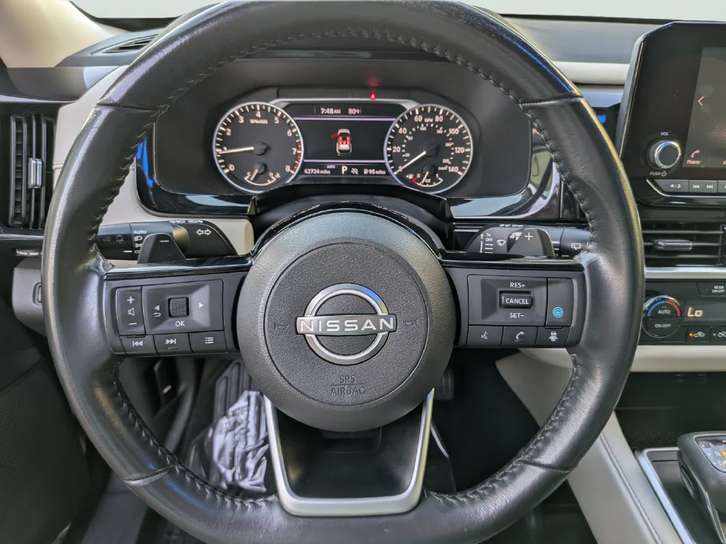Used 2022 Gray Nissan SV image 30