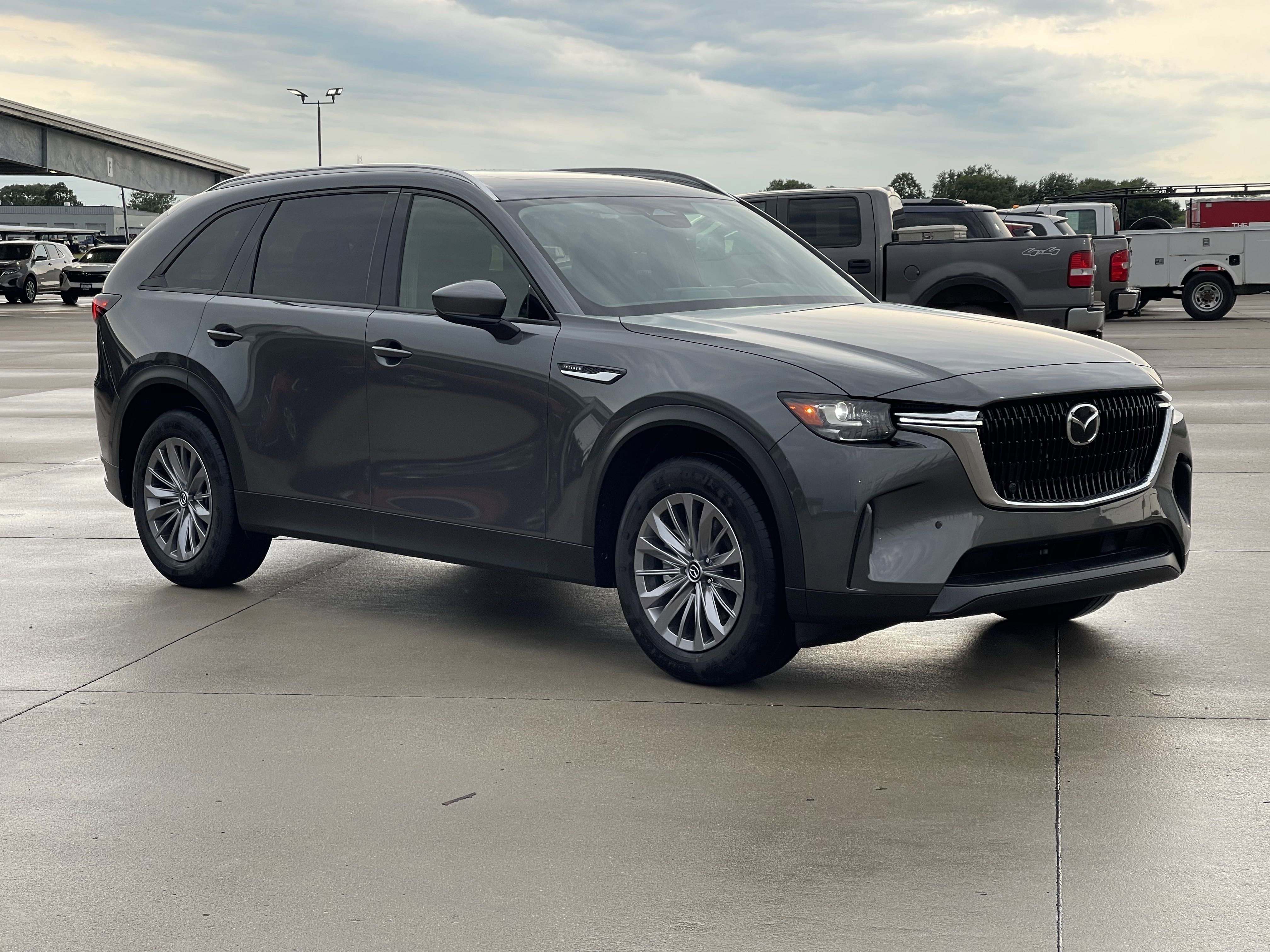 2025 Mazda CX-90 Preferred Package - Photo 13