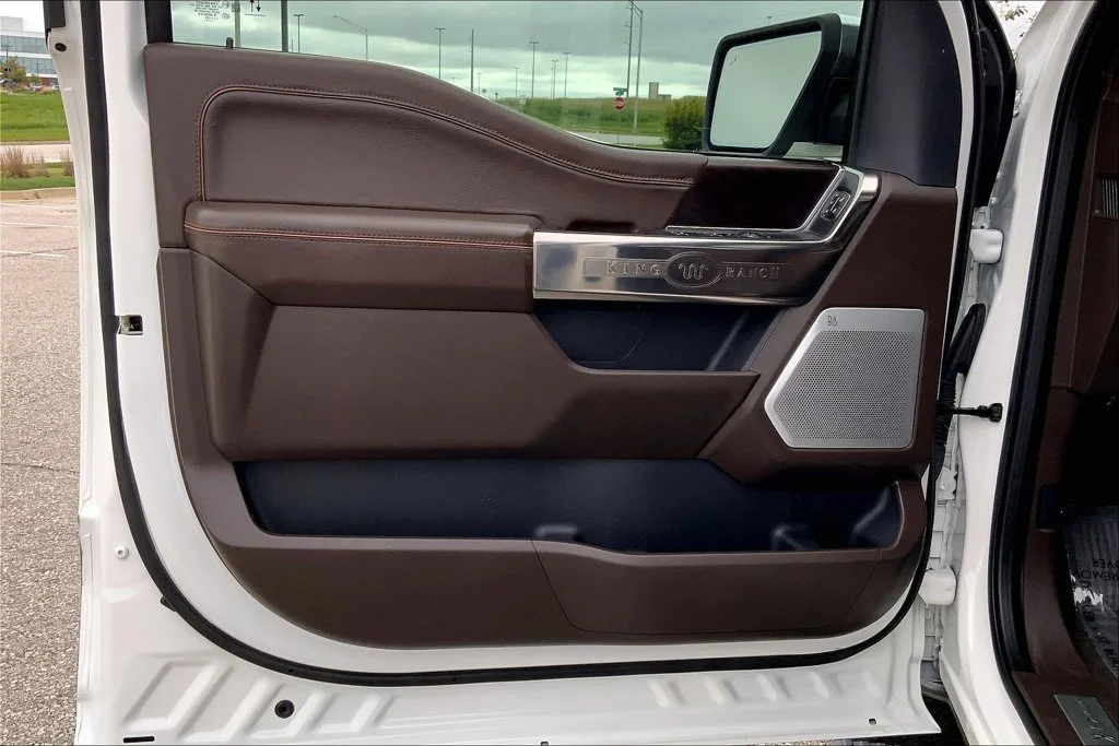 Used 2023 White Ford King Ranch image 23