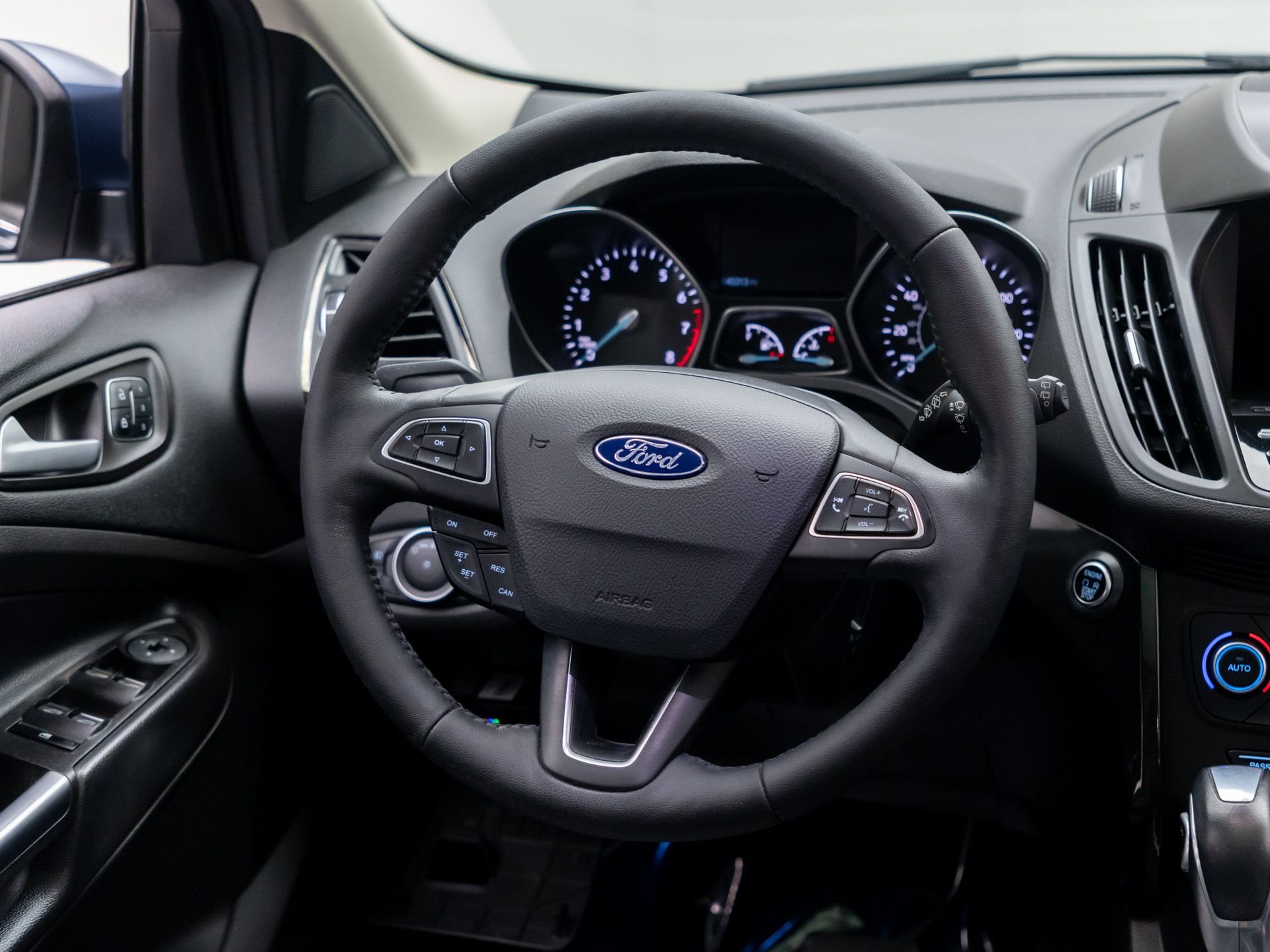 Used 2018 Blue Ford Titanium image 12