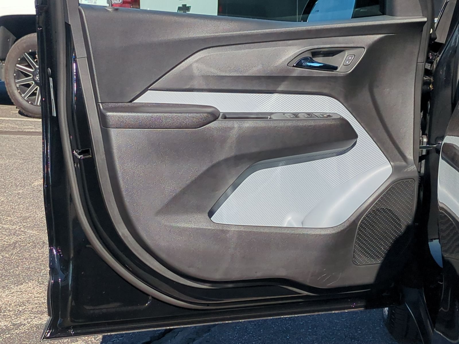 2027 Chevrolet Bolt LT - Photo 54