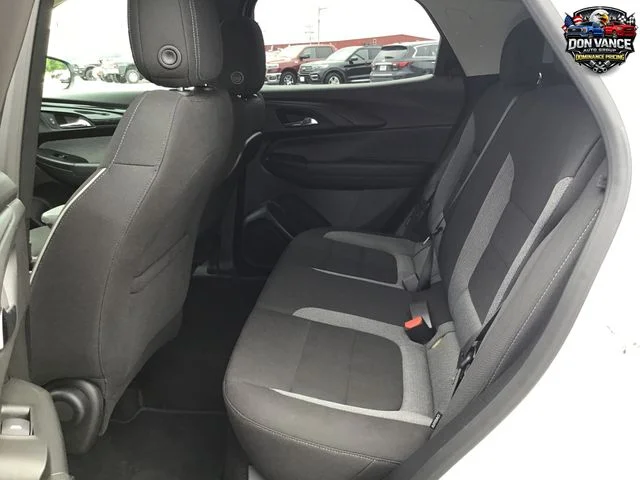 Used 2025 White Chevrolet LT image 24