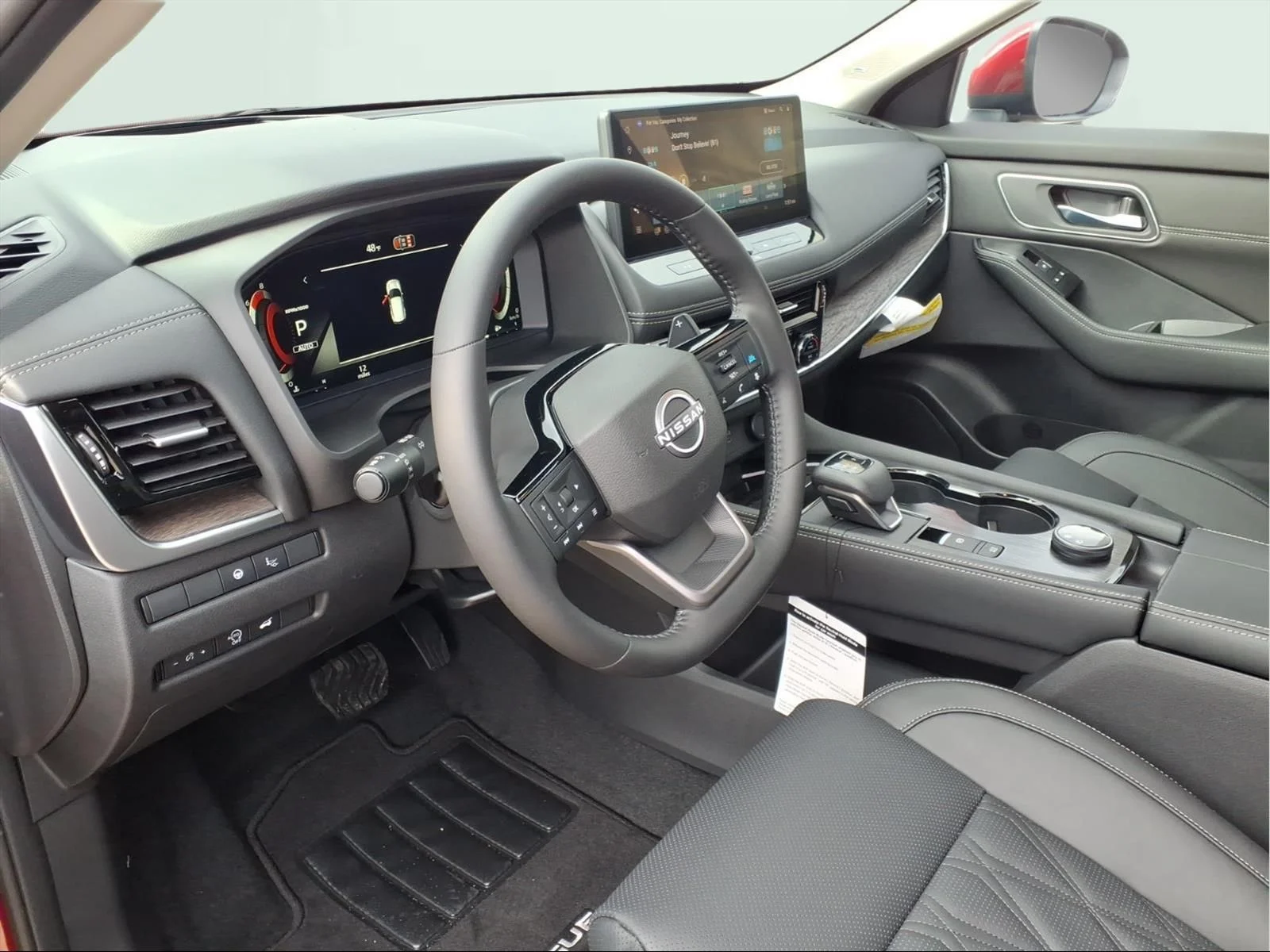 2026 Nissan Rogue Platinum - Photo 13