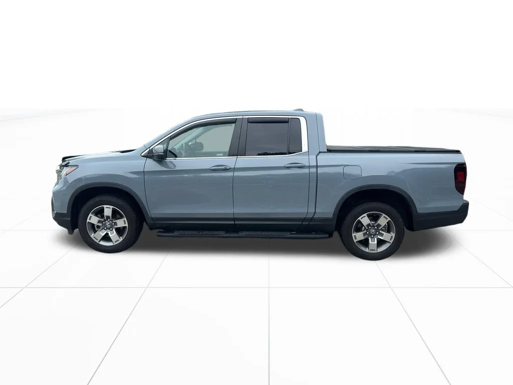 Certified Used 2024 Sonic Gray Pearl Honda AWD RTL image 41