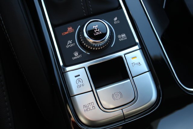 Used 2025 Black Kia EX X-Line image 13