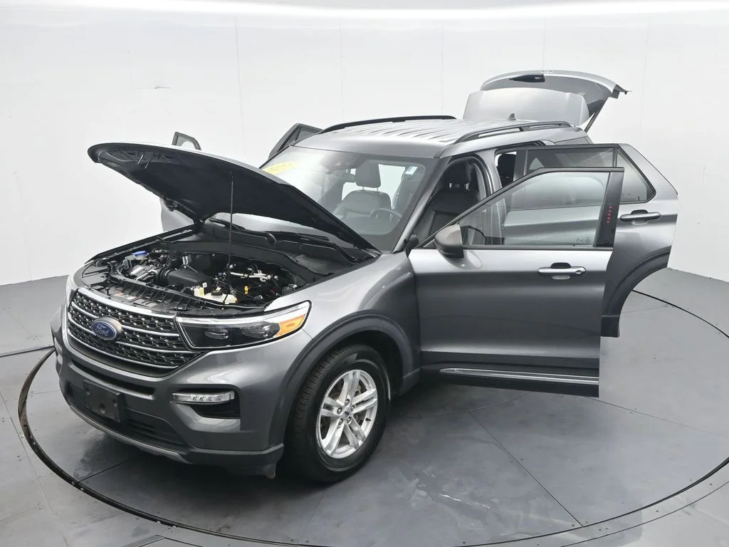 Used 2022 Carbonized Gray Metallic Ford XLT image 42