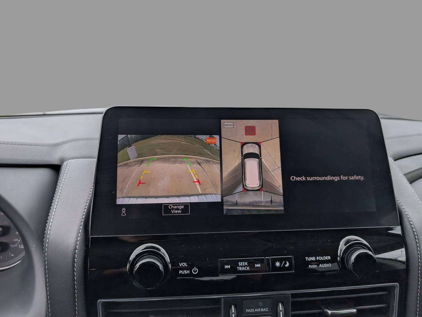 Used 2024 Anthracite Gray INFINITI LUXE image 27