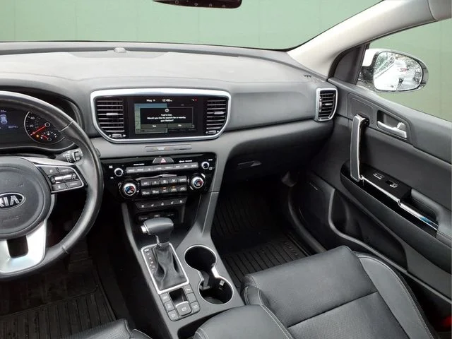 Used 2022 White Kia EX image 14