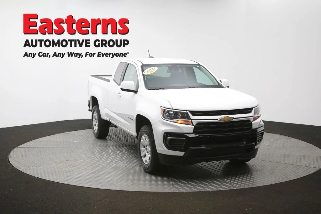 Used 2022 White Chevrolet LT image 49
