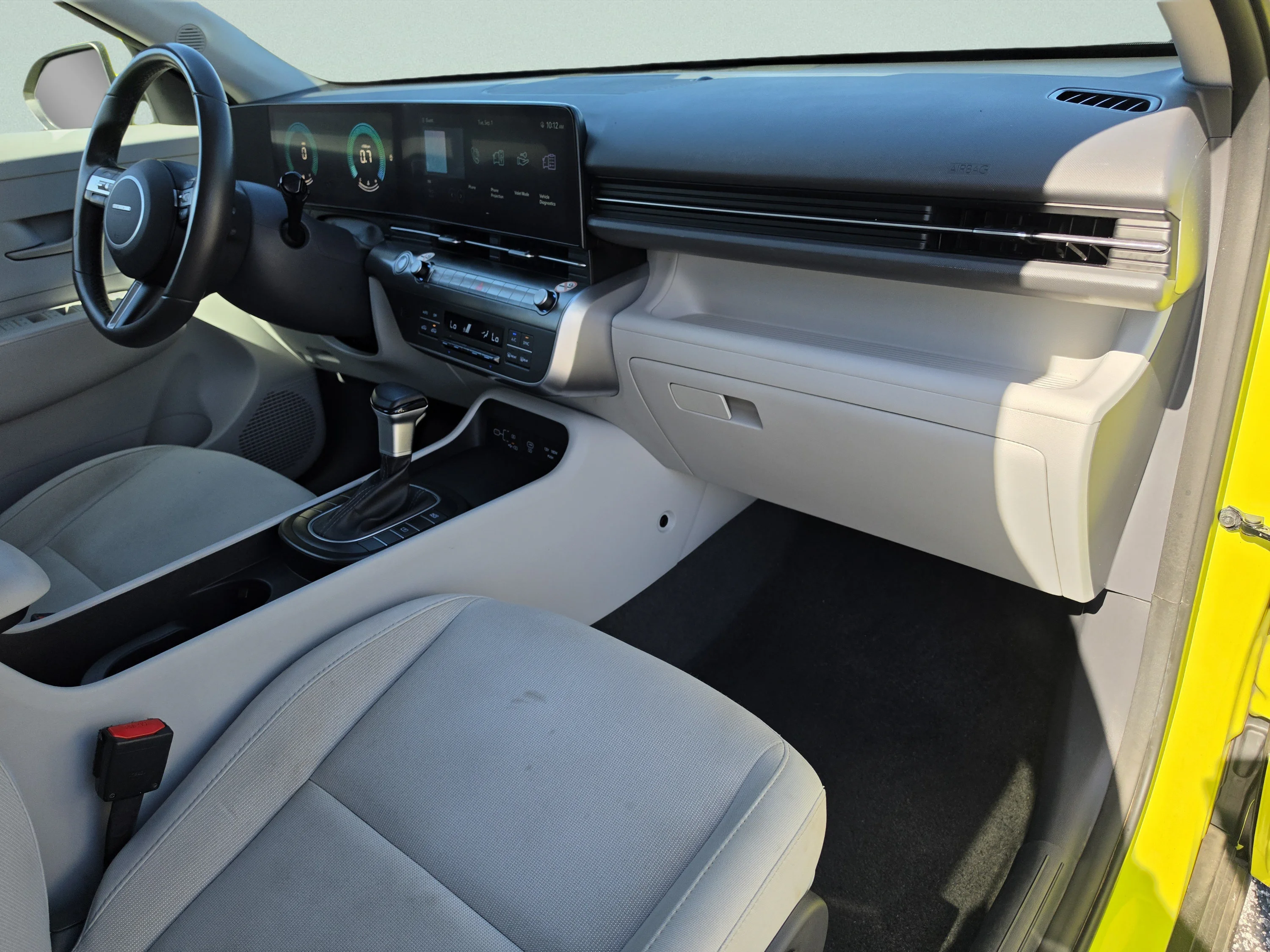 Used 2024 Neoteric Yellow Hyundai SEL image 16