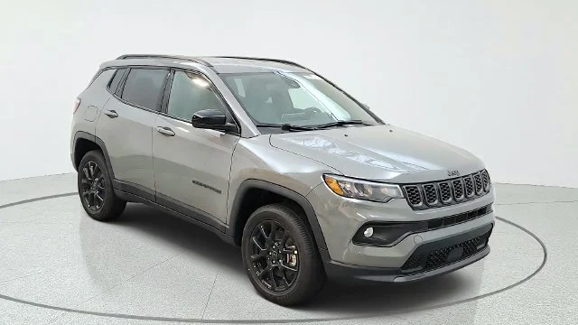 New 2027 Sting-Gray Clear-Coat Paint Jeep Latitude image 15