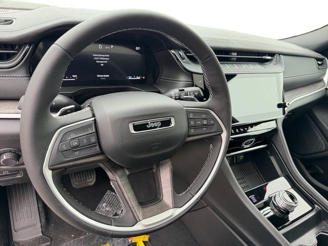 New 2026 Bright White Clear-Coat Exterior Paint Jeep Altitude image 18