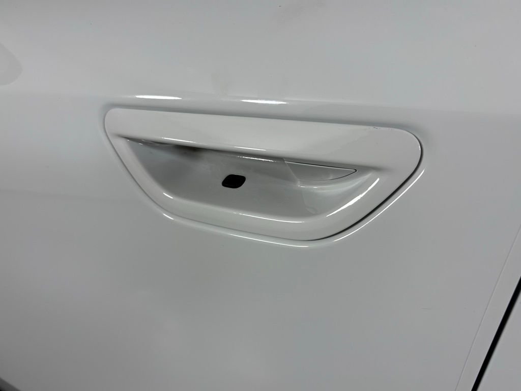 New 2026 Bright White Clearcoat Jeep Laredo image 12