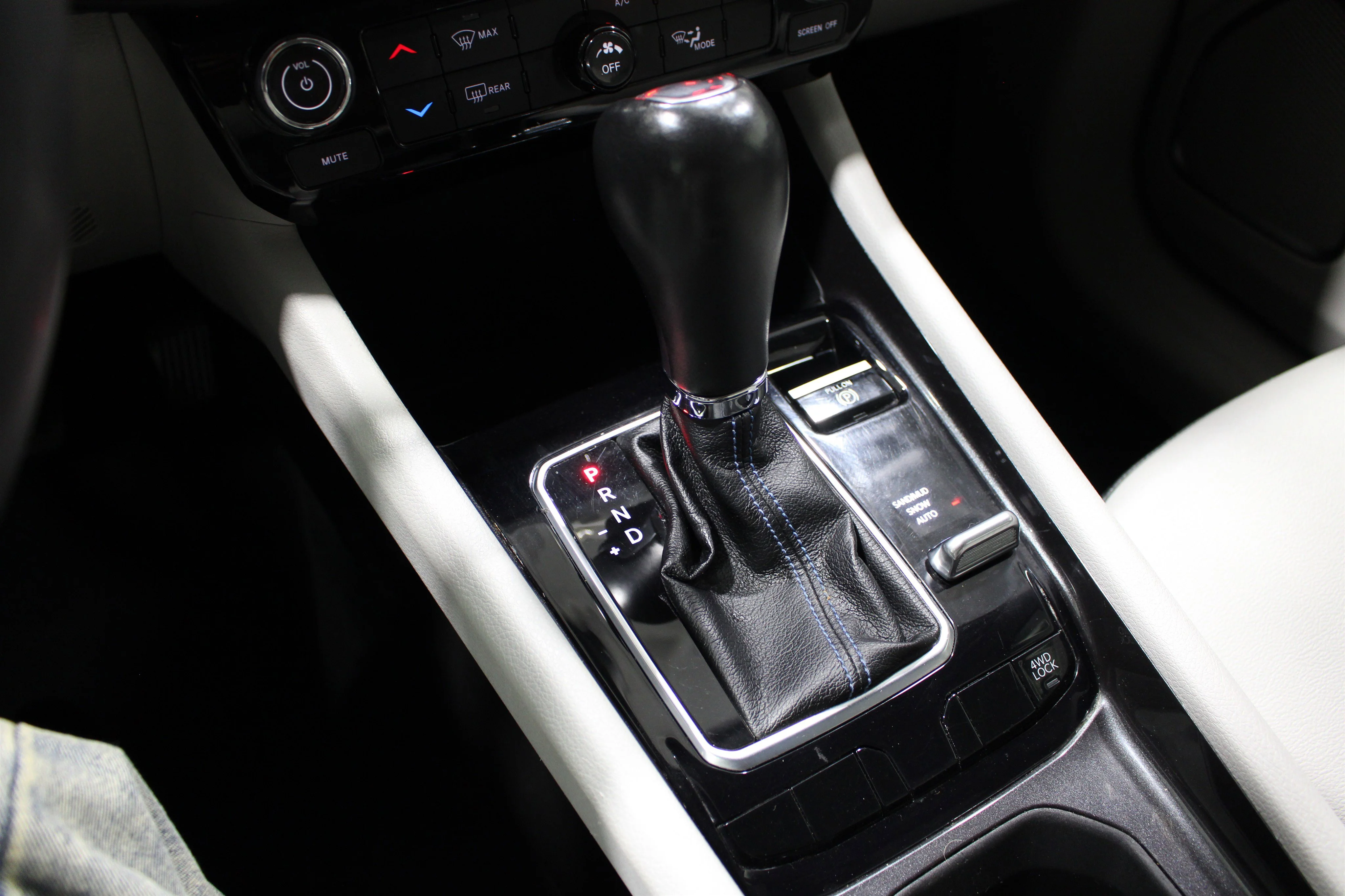2022 Jeep Compass Latitude - Photo 18