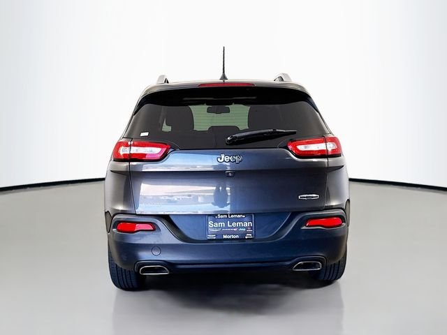 Used 2016 Gray Jeep Latitude image 6