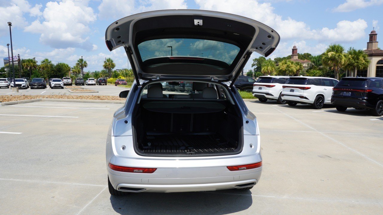 Used 2019 Silver Audi Premium Plus image 39