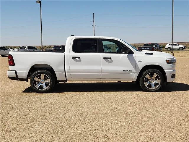 New 2026 PW7 Bright Whit Ram EXPRESS CREW CAB 4X2 5