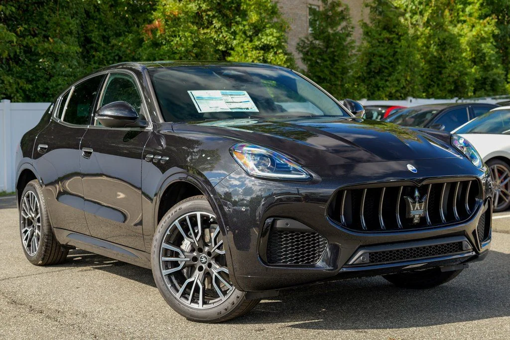 2025 Maserati Grecale 2.0 MHEV AUTO 4WD's photo