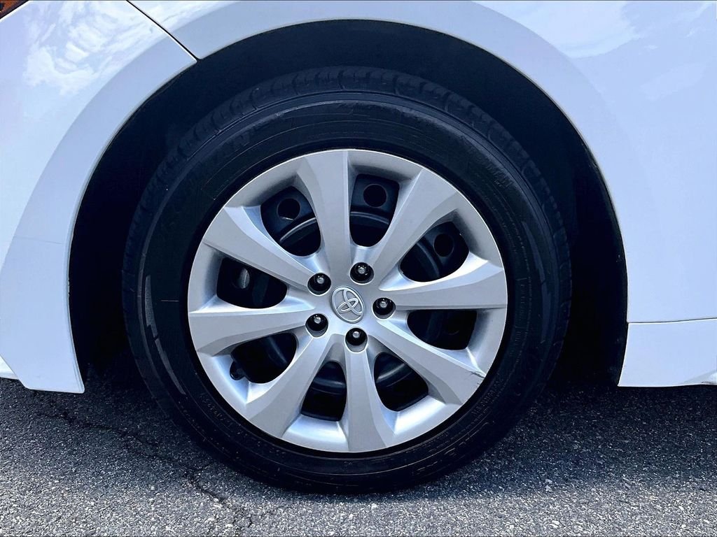 Used 2025 White Toyota LE image 7