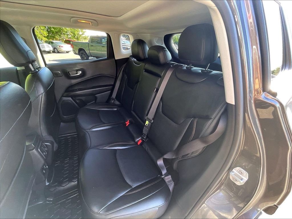 Used 2021 Gray Jeep Limited image 26