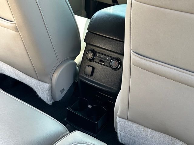 Used 2015 Oxford White Ford XLT image 21